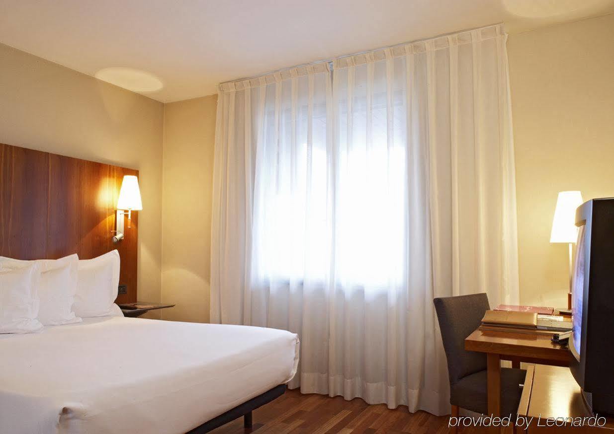 Ac Hotel Ciudad De Pamplona Exterior photo